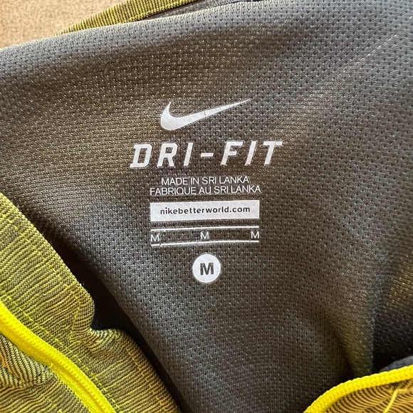 🟢 3 for $15 Bundle | Nike Dry-fit Runners Pullover [Read description] - Picture 3 of 11